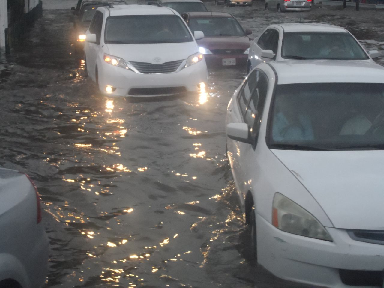 Flooded road selected for AI analysis